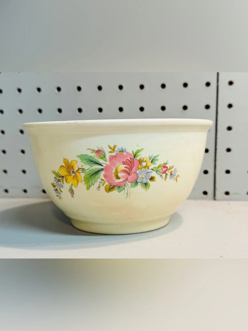 Vintage Homer Laughlin Kitchen Kraft OvenServe Floral Nesting Mixing Bowls